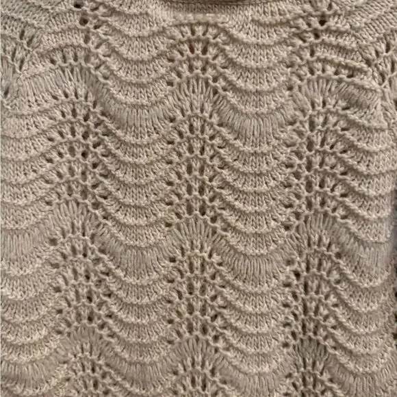 American Eagle Size XSmall Scalloped Wool Blend Knit Sweater - Picture 7 of 11